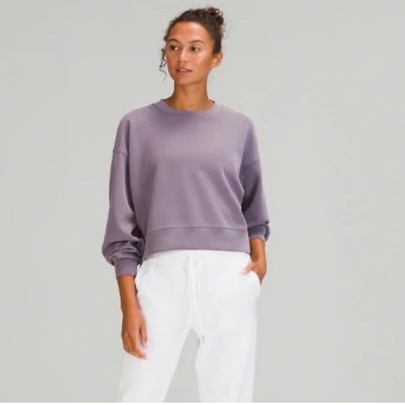 Lululemon Perfectly Oversized Cropped Crew size 6 Purple Lilac - Picture 1 of 8